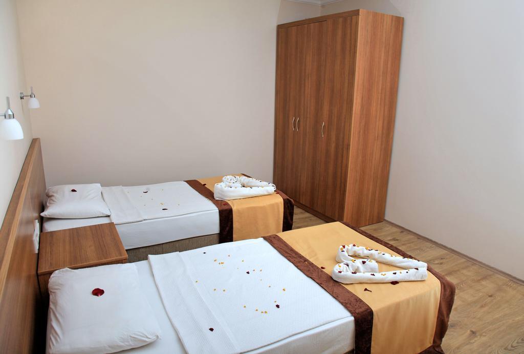 Appartement met 1 Slaapkamer en Balkon met Uitzicht over de Tuin